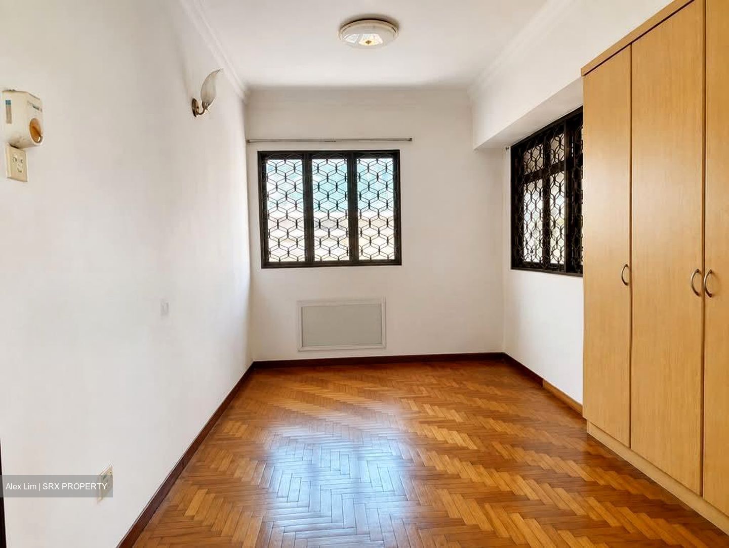 Truro Road (D8), Terrace #595789021